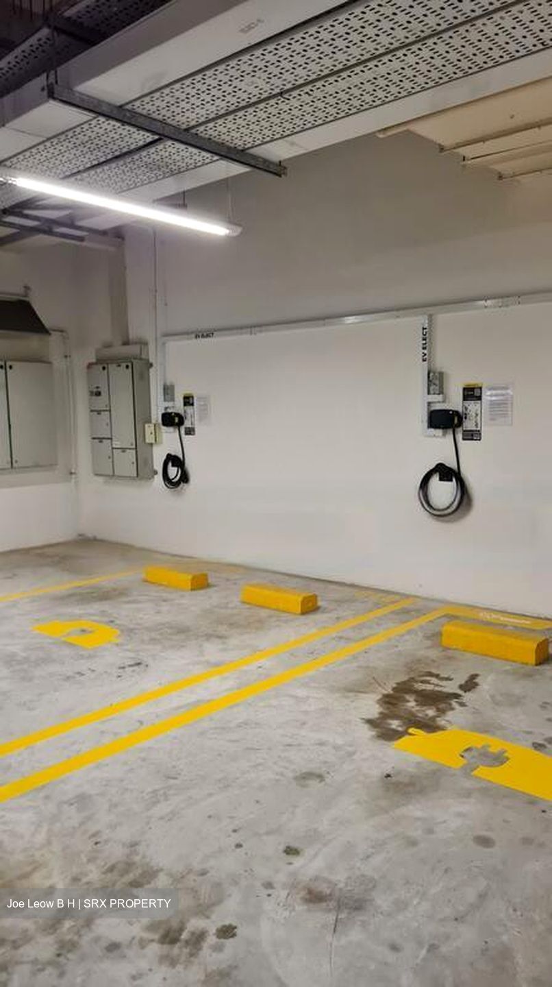 Village @ Pasir Panjang (D5), Condominium #470422771